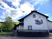 Beckingen Teilsaniertes großes Wohnhaus in Haustadt mit viel Potential. Haus kaufen