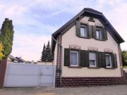 Mutterstadt Erneut reduziert!!!! Charmantes freistehendes 2-Familien-Haus mit großem Garten (587 qm), Dachterrasse, Hof, Garage und Haus