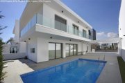 Oroklini Luxury villa Larnaca 200 m from the beach Haus kaufen