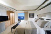 Elounda 5-Schlafzimmer-Villa in renommiertem Luxus-Resort zu verkaufen, Elounda Haus kaufen