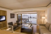 Elounda 5-Schlafzimmer-Villa in renommiertem Luxus-Resort zu verkaufen, Elounda Haus kaufen