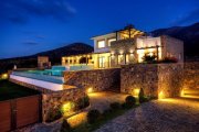 Sissi, Neapolis, Lasithi, Kreta Elegante 6-Zimmer-Villa mit großem Pool, schönen Gärten und fantastischer Aussicht Haus kaufen