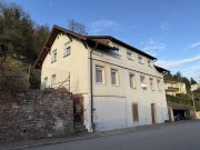 Niefern-Öschelbronn Großes Wohnhaus in Süd-Hanglage von Niefern Haus kaufen