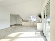 Bellheim Lichtdurchflutete, moderne 3-Zimmer Dachgeschosswohnung mit großer Balkonterrasse Wohnung kaufen