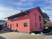 Klettgau Einfamilienhaus inkl. Einliegerwohnung und Reitstall bzw. Gewerbehalle mit Reitplatz und Carport Haus kaufen