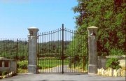 Cavaillon (bei) Weingut auf 72 Hektar Land in der Französischen Provence bei Cavaillon Gewerbe kaufen