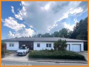 Pegnitz 398.000,- für 1 5 8 qm Winkelbungalow mit Doppelgarage im Haus auf 1.570 qm pflegeleichten Grund Haus kaufen