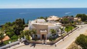 Albufeira Diese prächtige Villa mit moderner Architektur und einem fantastischen 360-Grad-Blick über Land und Meer liegt in einer Gegend