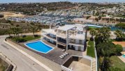 Albufeira Diese prächtige Villa mit moderner Architektur und einem fantastischen 360-Grad-Blick über Land und Meer liegt in einer Gegend