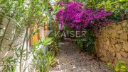 Algoz Virtueller Rungang | Video
Wunderschöne Villa in ruhiger Wohngegend, fußläufig zum Zentrum des malerischen Dorfes Algoz, mit