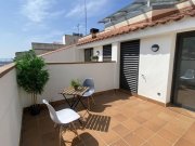 Arenys de Mar Maisonette Wohnung mit einer wunderschönen Terrasse im Zentrum von Arenys de Mar. Sie gehört zu einem komplett sanierten mit