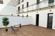 Arenys de Mar Neue Erdgeschoss Wohnung mit einer wunderschönen Terrasse im Zentrum von Arenys de Mar. Sie gehört zu einem komplett sanierten