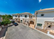 Avgorou 3 bedroom, 2 bathroom, traditional style link-detached villa in Avgorou Village - AMA111DP. With beautiful stone arch features