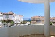 Ayia Triada 100m from the beach, 2 bedroom, 1 bathroom, first floor apartment with sea views from the 23m2 balcony in Ayia Triada - on a we