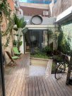 Barcelona Komplett renoviertes Duplex in einem Erdgeschoss mit Garten. Wohnzimmer mit offener Küche, Gäste-WC, Garten mit Mini-Pool und