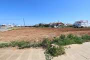 Kapparis 592m2 corner plot of land just 600m from the beach in Kapparis. - LKAP148AS.This level plot has road access and is in zone ka8