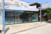 Kapparis Double shop unit with Title Deeds in prime Kapparis Location - TRI125.Set in a great location, on the main Protaras Avenue Haus