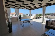 Kapparis This stunning 2 bedroom, 1 bathroom, apartment in Kapparis has the most BEAUTIFUL BALCONY with SEA VIEWS! - ALV101.The sleek,