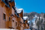 Kolašin Cozy ski apartment is located in Hotel in the centre of Ski Resort 1450. This apartment is excellent investment opportunity -