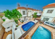 Liopetri 3 bedroom, 2 bathroom, 1 WC detached villa with ground floor office and waiting room, private swimming pool and TITLE DEEDS to