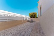 Pernera 2 bedroom, 2 bathroom ground floor apartment with TITLE DEEDS on a gated complex with a communal pool just 800m from the sea in