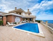 Porto Cristo Extravagante Villa mit fantastischem Meerblick Haus kaufen