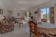 Protaras 2 bedroom detached house on 330m2 plot with TITLE DEEDS ready to transfer in fantastic residential location, close to all in -