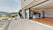 Tivat Seaview Duplex Penthouse is located in the heart of Porto Montenegro marina resort, in Tivat, Montenegro. If offers interior 