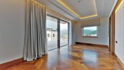 Tivat Seaview Duplex Penthouse is located in the heart of Porto Montenegro marina resort, in Tivat, Montenegro. If offers interior 