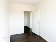 Zeithain ***ERSTBEZUG NACH SANIERUNG*** 2-Raumwohnung mit Tageslichtbad und Wanne für eine Person zu vermieten Wohnung mieten