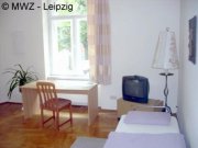 Leipzig Gäste-Zimmer in saniertem Altbau, verkehrsgünstige Lage, Bad mit Wanne, vollmöbliert Wohnung mieten