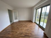 Zwickau Schöne Wohnung in Denkmalschutzobjekt mit neuewertiger Einbauküche, Stellplatz und Balkon Wohnung mieten