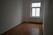 Chemnitz Großzügige 3-Zimmer mit Laminat, Einbauküche und Wanne in zentraler Lage! Wohnung mieten