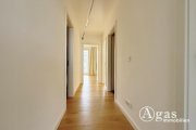 Berlin Exklusives Wohnen in Berlin-Mitte: Traumhafte 4-Zimmer-Wohnung mit Balkon, EBK und Tiefgarage Wohnung mieten