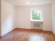 Hamburg Geräumige 2-Zimmer-Wohnung mit Einbauküche, Balkon und Keller in Wandsbek Wohnung mieten