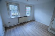 Holzminden Gemütliche 3-Zimmer-Mietwohnung mit EBK im DG. Wohnung mieten