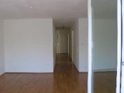 Düsseldorf Top Exklusive 3 Zimmerwohnung mit großem Balkon und Einbauküche in Kaiserswerth. Toplage !!! Wohnung mieten