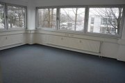 Freudenberg (Kreis Siegen-Wittgenstein) Teil-Büroetage mit 3 Büros, Teeküche, getrennte Toiletten, Aufzug Gewerbe mieten