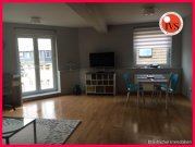 Frankfurt am Main ** Westend **
Sehr schöne 2 Zi. DG-Wohnung mit Balkon Nähe Messe-Turm! Wohnung mieten