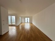 Frankfurt am Main Moderne Penthouse-Wohnung mit 3 Dachterrassen Wohnung mieten