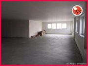 Friedrichsdorf (Hochtaunuskreis) ** Neubau **
Sehr schöne Büro- oder Praxisflächen mit 6 Stellplätzen in Top Lage zu vermieten! Gewerbe mieten