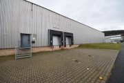 Elsenfeld DIETZ: 2554 m² große Lager- und Produktionshalle - 2 Rolltore auf 4500 m² Grundstück Gewerbe mieten