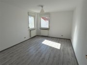 Ludwigshafen am Rhein WAS WILL MAN MEHR! GROßZÜGIG, GEPFLEGT + SANIERT! 2-ZKB ETW IN EINEM 3-FH! Wohnung mieten